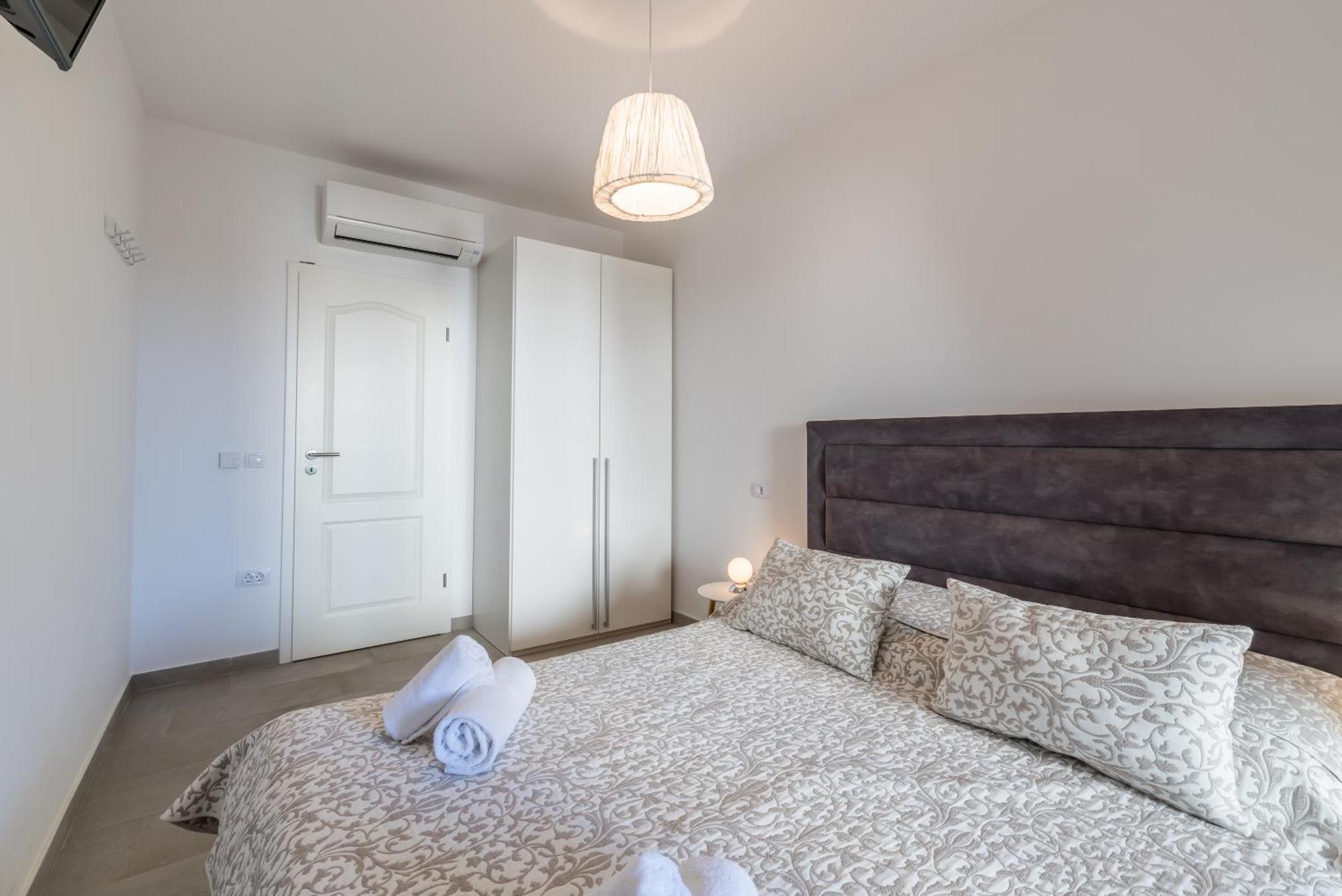 Villa Luce Del Sole Mirca  Luaran gambar